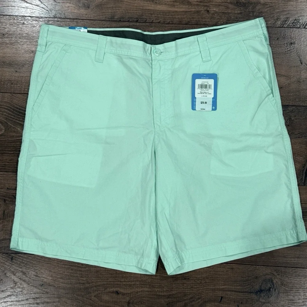 Columbia NWT Mint Green Cotton Bermuda Shorts Size 42 Regular 10